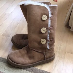 Uggs size 9